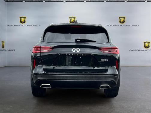 2022 INFINITI QX50 LUXE