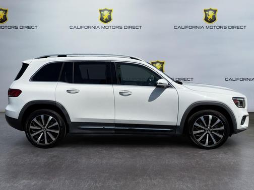 Polar White 2023 Mercedes-Benz GLB 250 4MATIC