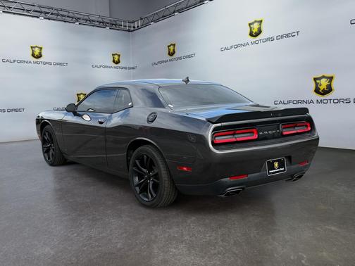 2016 Dodge Challenger R/T