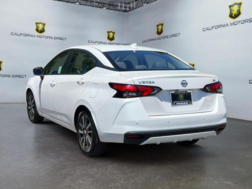 2021 Nissan Versa 1.6 SV