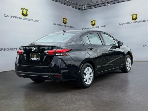 2020 Nissan Versa 1.6 S
