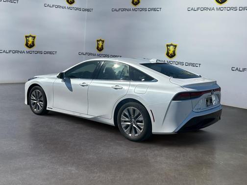 2021 Toyota Mirai Base
