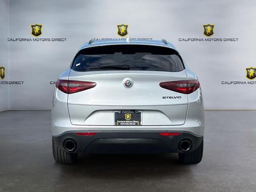 2020 Alfa Romeo Stelvio Base