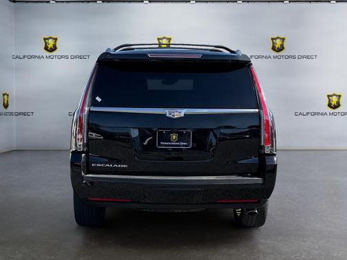 2017 Cadillac Escalade Platinum