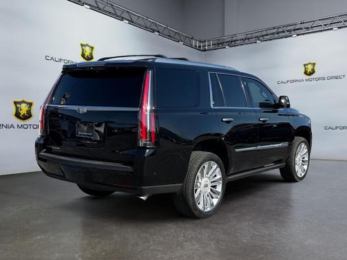 2017 Cadillac Escalade Platinum