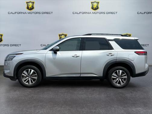 2023 Nissan Pathfinder SV FWD
