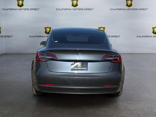 2022 Tesla Model 3 Standard Range