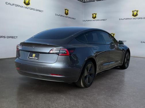2022 Tesla Model 3 Standard Range