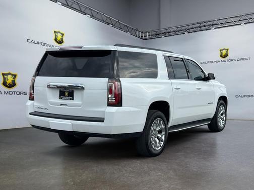 2017 GMC Yukon XL SLT