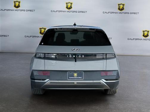 2023 Hyundai IONIQ 5 SE Standard Range