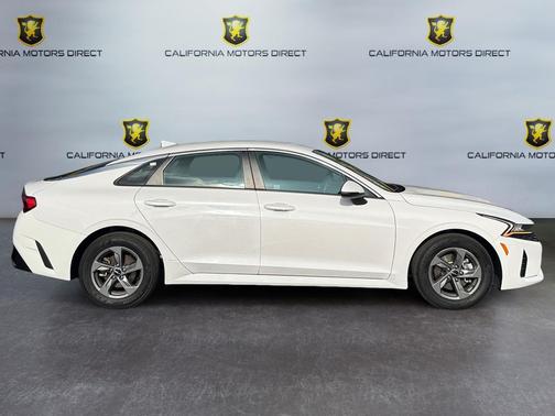 2022 Kia K5 LX