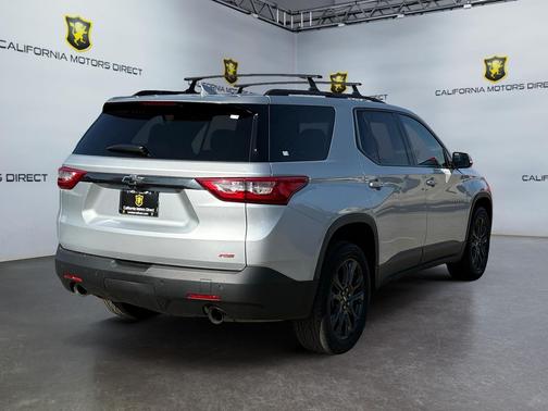 Silver Ice Metallic 2019 Chevrolet Traverse RS