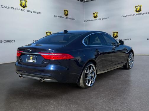 2017 Jaguar XF 35t
