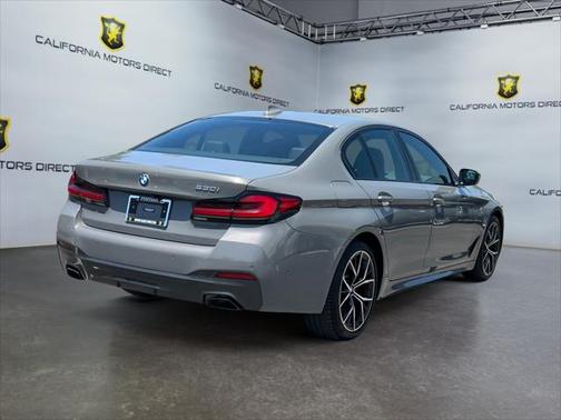 2022 BMW 530 i