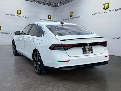Platinum White Pearl 2023 Honda Accord Hybrid Sport