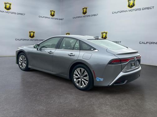 2021 Toyota Mirai Base