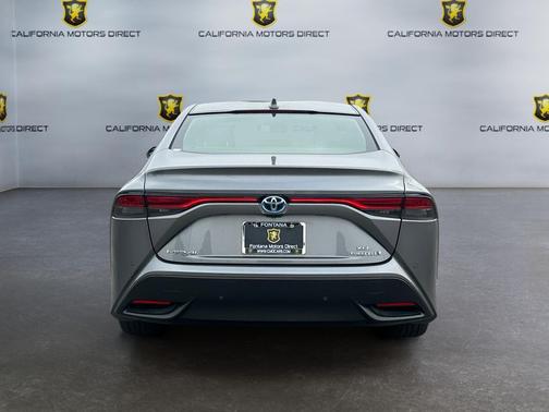 2021 Toyota Mirai Base