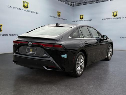 2023 Toyota Mirai Base