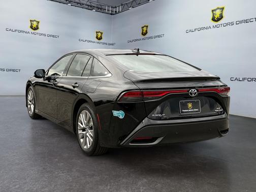 2023 Toyota Mirai Base