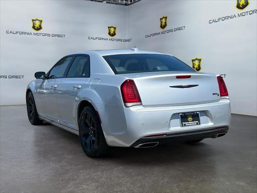 2021 Chrysler 300 S