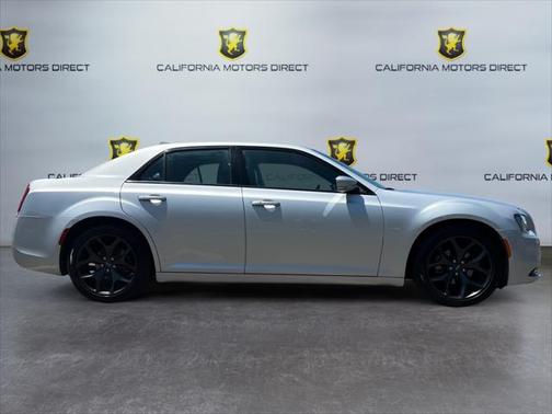 2021 Chrysler 300 S