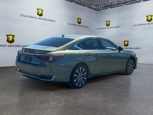 2021 Lexus ES 250 Base