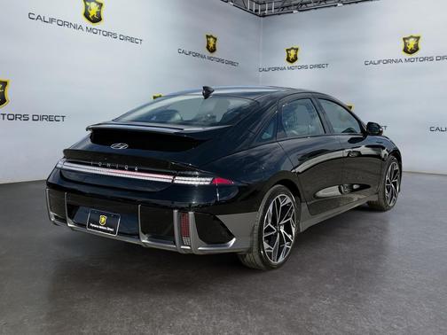 2024 Hyundai IONIQ 6 Limited