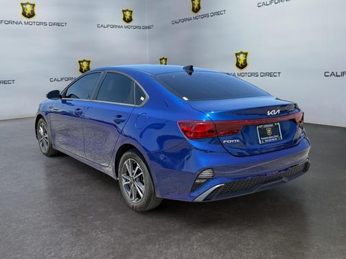 Deep Sea Blue 2022 Kia Forte LXS