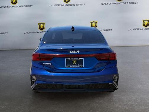 Deep Sea Blue 2022 Kia Forte LXS