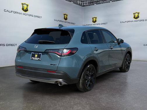 Nordic Forest Pearl 2024 Honda HR-V Sport