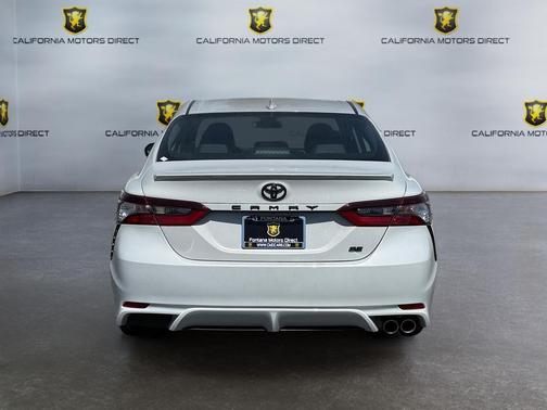 Ice Edge 2024 Toyota Camry SE
