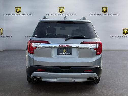 2023 GMC Acadia AWD SLT