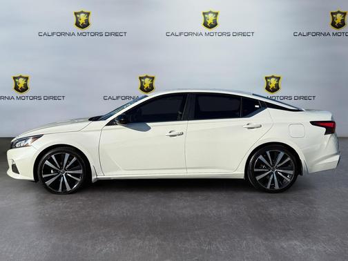 2021 Nissan Altima SR FWD