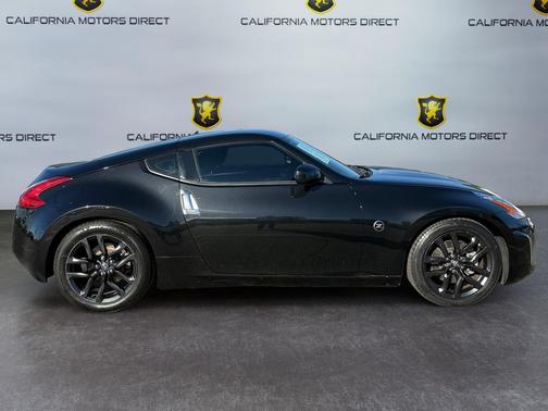 2017 Nissan 370Z Base