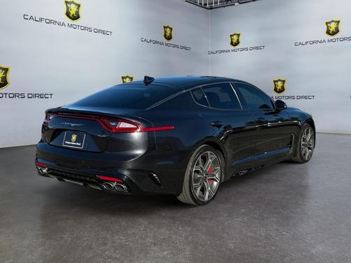 2020 Kia Stinger GT1
