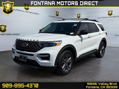 Star White Metallic Tri-Coat 2023 Ford Explorer XLT