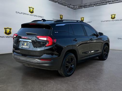 Ebony Twilight Metallic 2022 GMC Terrain SLE