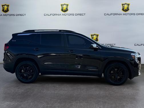 Ebony Twilight Metallic 2022 GMC Terrain SLE
