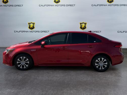 Barcelona Red Metallic 2020 Toyota Corolla Hybrid SE