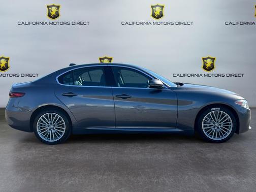 2017 Alfa Romeo Giulia Ti