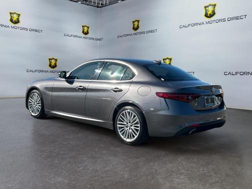 2017 Alfa Romeo Giulia Ti