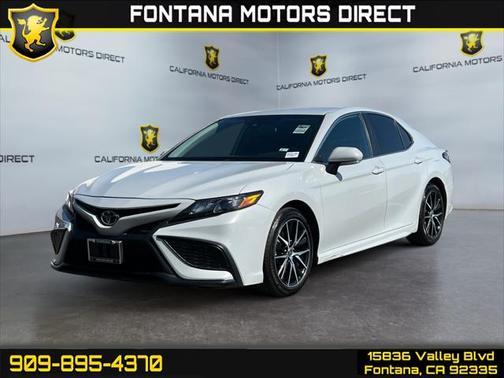 2022 Toyota Camry SE