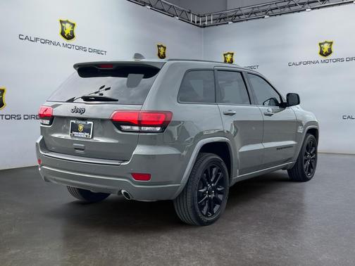 2021 Jeep Grand Cherokee Laredo