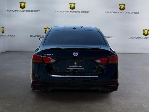 Super Black 2020 Nissan Altima S FWD
