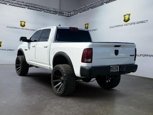 2019 RAM 1500 Classic Warlock Crew Cab 4x4 5'7' Box