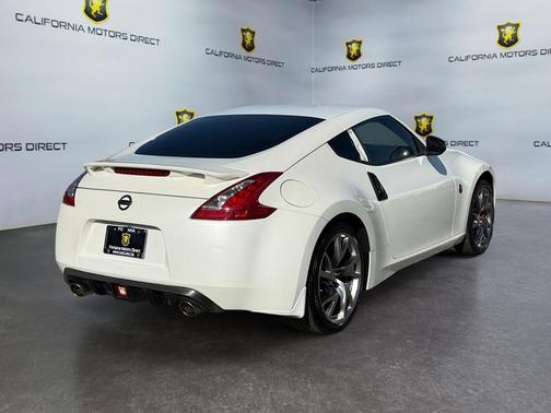 2015 Nissan 370Z Sport