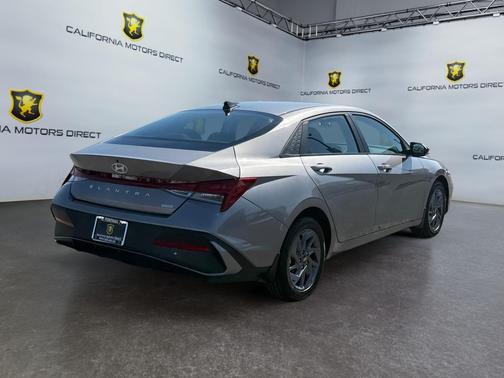 Fluid Metal 2024 Hyundai ELANTRA HEV Blue
