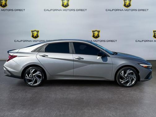 Fluid Metal 2025 Hyundai ELANTRA Sport