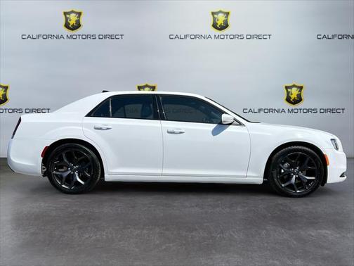 2023 Chrysler 300 S