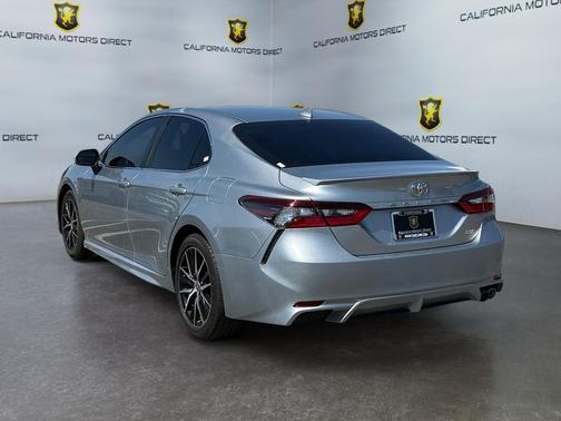 Celestial Silver Metallic 2023 Toyota Camry SE